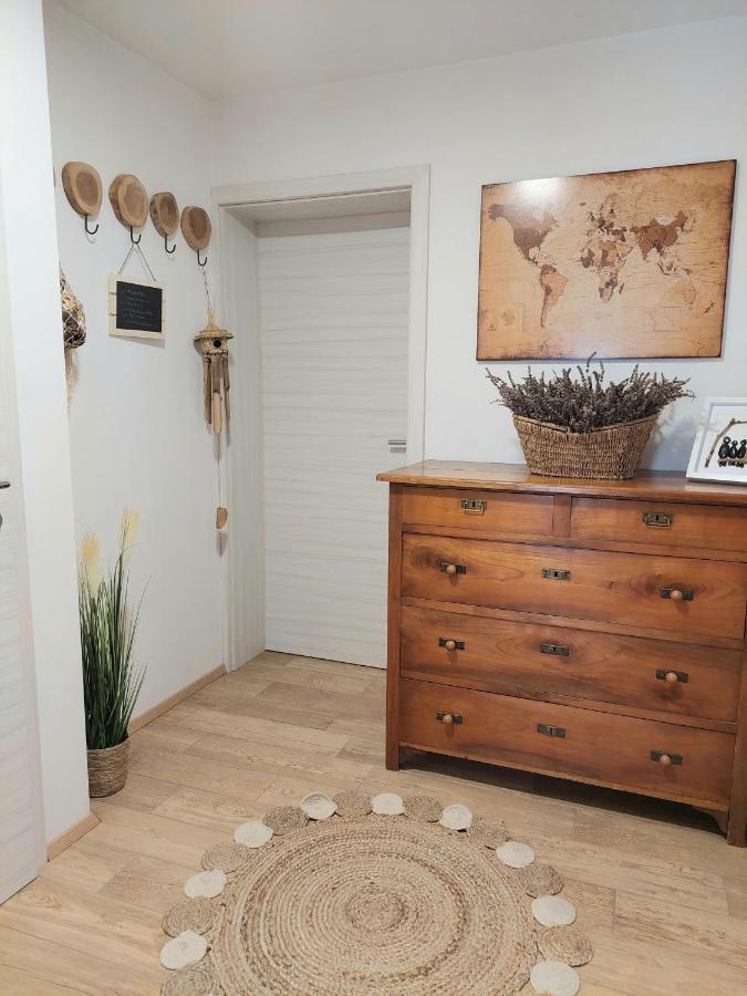 Vineyard Cottage Lan Na Hribu 세미치 외부 사진